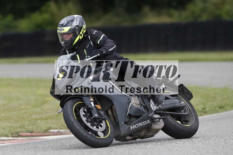 /23 07.06.2025 TZ Motorsport ADR/16
